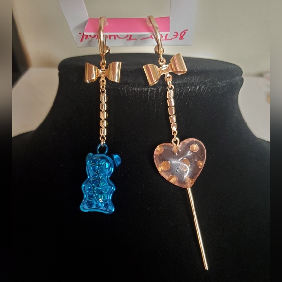 Betsey Johnson Mismatched Lolipop and Blue Chrome Gummy Bear Earrings - Picture 5 of 6